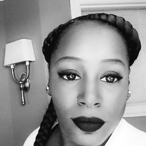 Meet your Posher, Fatima